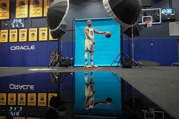 NBA生存法则:勇士裁掉新秀莫尼的启示