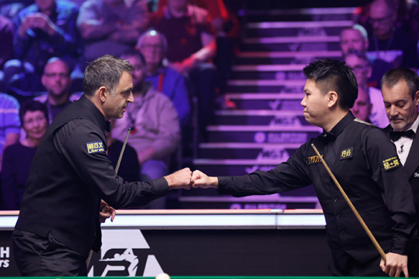 周跃龙单杆72分零封泰国好手森卡姆 强势挺进斯诺克单局限时赛16强